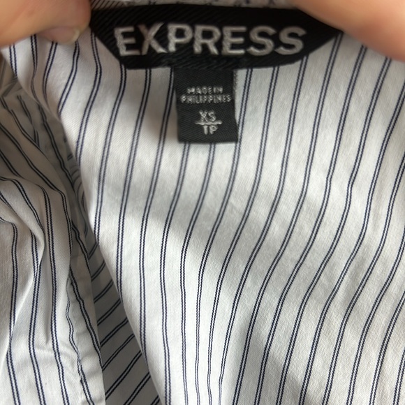 Express Striped Blouse V neck Women's Size XS White Ties on back - Picture 13 of 14
